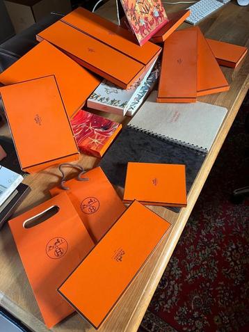 Originele verpakkingen Hermès beschikbaar voor biedingen