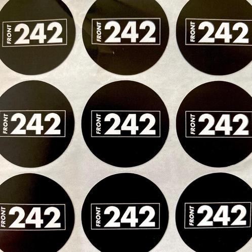 Front 242 stickers - 10 stuks, Hobby & Loisirs créatifs, Autocollants & Images, Neuf, Plusieurs autocollants, Enlèvement ou Envoi