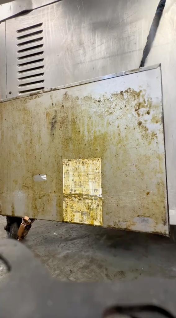 Volledige ontvetting keuken van a-z, Zakelijke goederen, Horeca | Meubilair en Inrichting, Ophalen