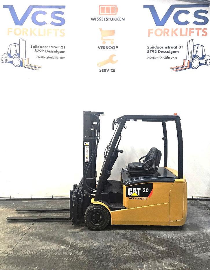 Elektrische heftruck: 2 ton, CATERPILLAR, Articles professionnels, Machines & Construction | Chariots élévateurs & Transport interne