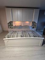 bed met bovenkast, Ophalen, Gebruikt