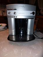 Koffie apparaat Delonghi ESAM3200.S, Electroménager, Cafetières, Machine à espresso, Tuyau à Vapeur, Café en grains, 1 tasse