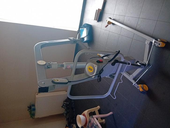 til lift amper 1x gebruikt met 2x til banden plus oplader, Diversen, Verpleegmiddelen, Ophalen