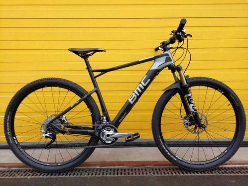 Carbon mountainbike, Fietsen en Brommers, Fietsen | Mountainbikes en ATB, Zo goed als nieuw, 49 tot 53 cm
