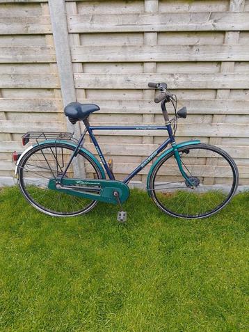 Twee herenfietsen Raleigh en Kalkhoff  beschikbaar voor biedingen