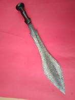 Glaive Luba du Congo, Enlèvement ou Envoi