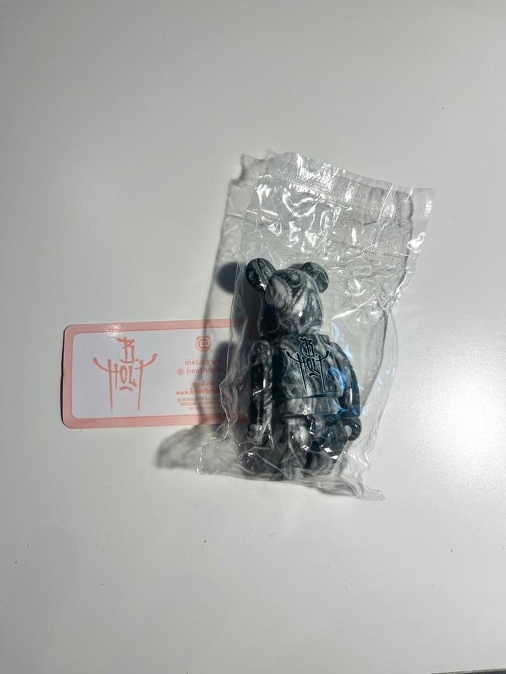 Rare bearbrick, Verzamelen, Poppetjes en Figuurtjes, Nieuw, Ophalen of Verzenden