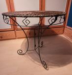 Table ronde PLIABLE en fer forgé et dessus en osier 70 cm, Ophalen of Verzenden, Gebruikt