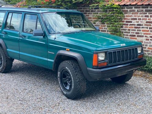 Jeep cherokee 2.5 td 4x4, Autos, Jeep, Particulier, Cherokee, 4x4, Attache-remorque, Boîte manuelle, Beige, Beige, Enlèvement