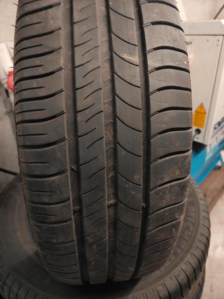 205/60r16 Michelin 35€ per stuk met plaatsen 20560r16, Auto-onderdelen, Besturing, Audi, BMW, Citroën, Fiat, Ford, Honda, Mazda