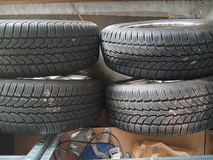 4 Mercedes ML-winterwielen — Minerva-banden — goede staat, Auto diversen, Autosport-onderdelen, Zo goed als nieuw, Ophalen