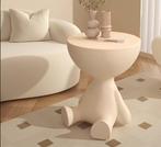 Table d'appoint unique en forme de garçon assis, Moins de 55 cm, Comme neuf, Synthétique, Enlèvement