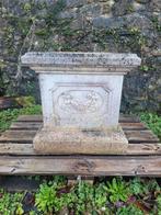 Socle de jardin en pierre, Enlèvement