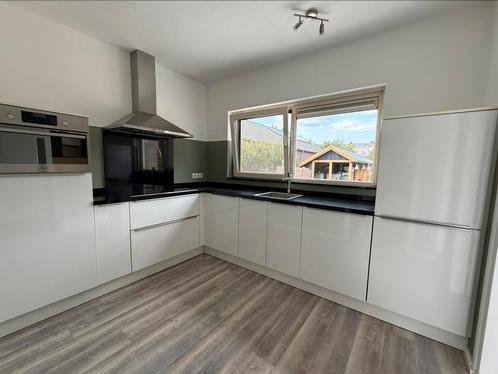 Nette Moderne Hoogglans Hoekkeuken + Apparatuur GEDEMONTEERD, Huis en Inrichting, Keuken | Complete keukens, Hoekkeuken, Wit, Graniet of Steen