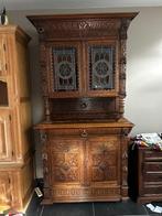 Mechelse kast, Ophalen