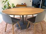 Artifort Circle 3 tafel ovaal eik (+optie 4xHay AAC12 grey), Huis en Inrichting, Tafels | Eettafels, Ophalen, 100 tot 150 cm, Zo goed als nieuw