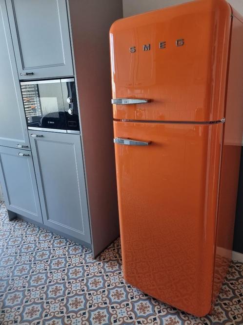 SMEG FAB30RO1 koel-vriescombinatie, Elektronische apparatuur, Koelkasten en IJskasten, Zo goed als nieuw, Met aparte vriezer, 200 liter of meer