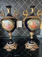 Prachtige koppel Limoges vazen met certificaat, Antiek en Kunst, Ophalen