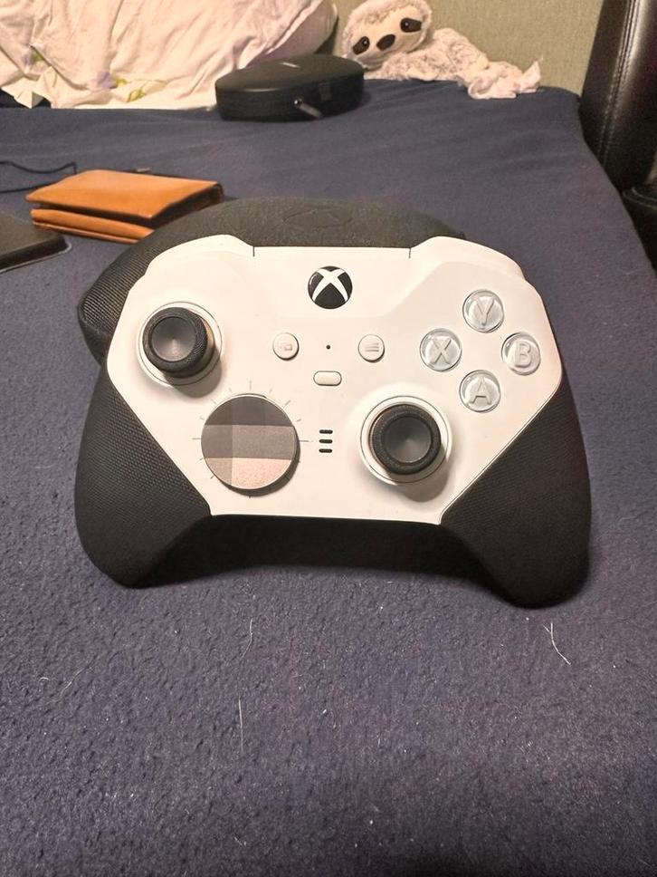 X-box elite controler draadloze controler me oplaad case, Games en Spelcomputers, Spelcomputers | Xbox | Accessoires, Zo goed als nieuw