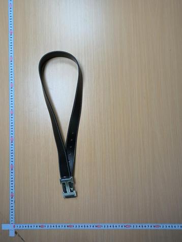 Hermes belt 110 cm, Enlèvement
