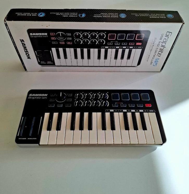Samson Graphite M25 USB MIDI controller, Muziek en Instrumenten, Keyboards, Zo goed als nieuw, Overige aantallen, Overige merken