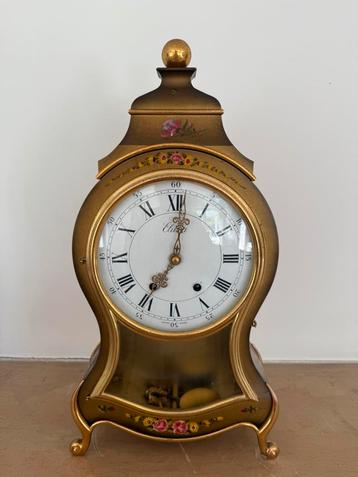 Horloge de table Eluxa, Enlèvement