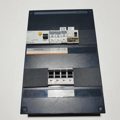 Groepenkast Hager Meterkast Holec Elektrakabel Zekeringen, Doe-het-zelf en Bouw, Elektriciteit en Kabels, Gebruikt, Overige typen