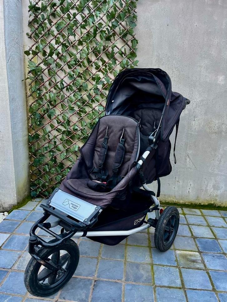 Mountain Buggy One+, Kinderen en Baby's, Buggy's, Gebruikt, Overige merken, Duomodel, Verstelbare rugleuning, Zonnekap, Ophalen