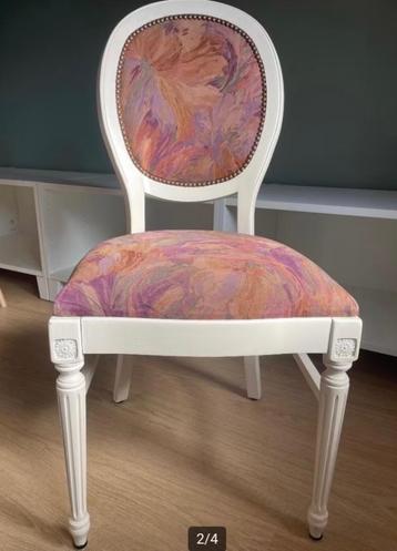Stoelen 4 stuks beschikbaar voor biedingen