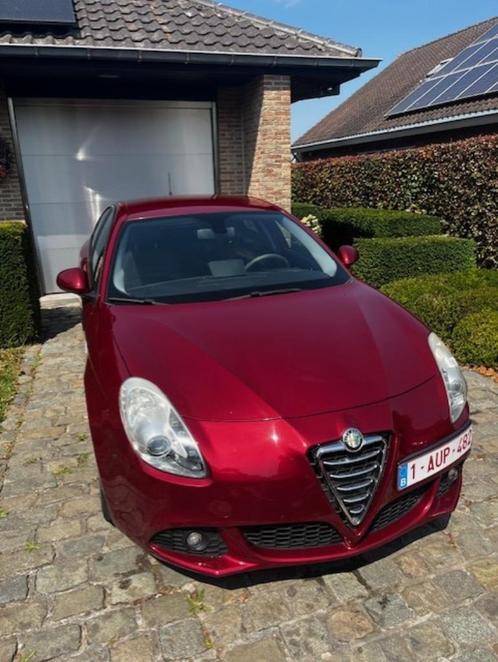 Alfa Romeo Giulietta 1.6 JTDM 105pk Distinctive -vaste prijs, Auto's, Alfa Romeo, Particulier, Giulietta, ABS, Airbags, Airconditioning