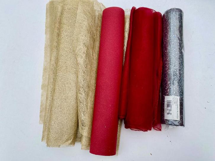 Chemins de table :différents ,neuf et entamés, Maison & Meubles, Nappes, Utilisé, Rectangle, Intérieur, Enlèvement ou Envoi