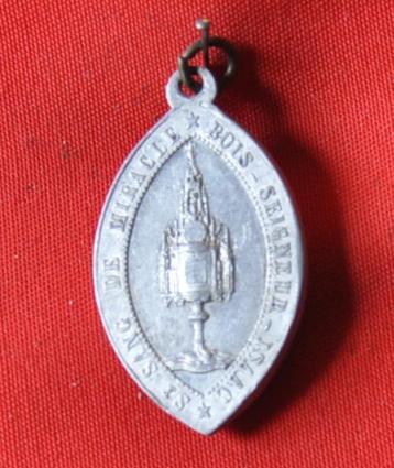 medaille religieuse en alu (x 2031) beschikbaar voor biedingen