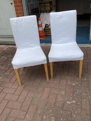 Lot de 2 chaises de salle à manger  beschikbaar voor biedingen