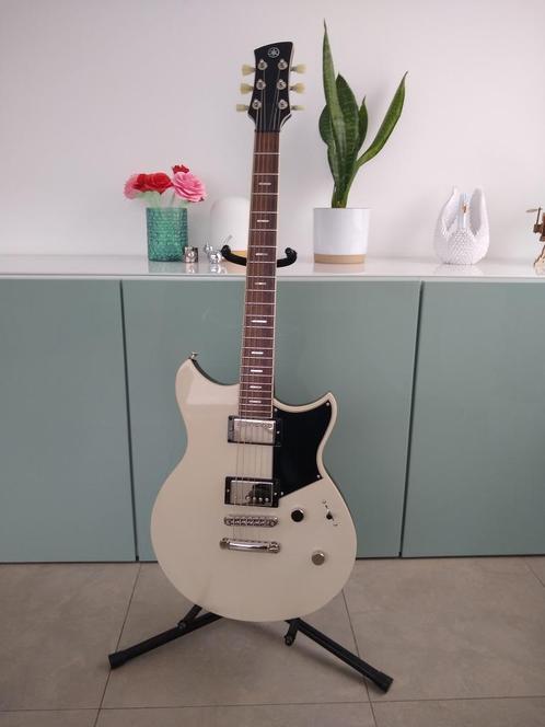 Yamaha Revstar Standard RSS20 Vintage White, Musique & Instruments, Instruments à corde | Guitares | Électriques, Comme neuf, Solid body