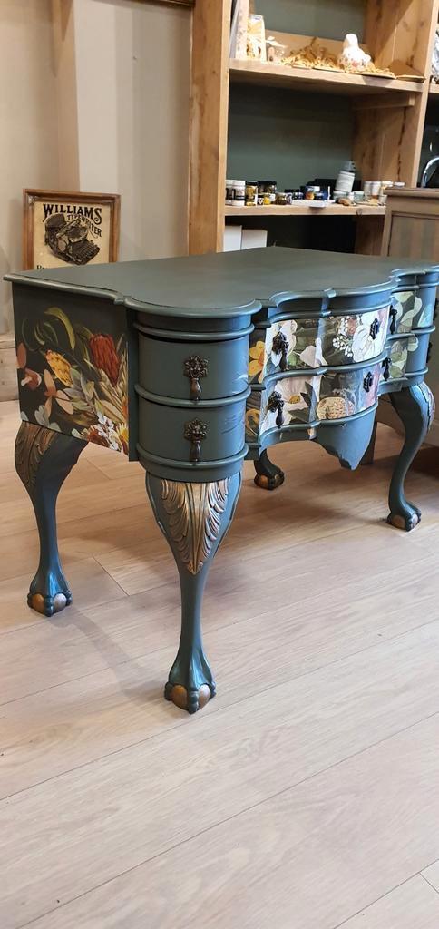Prachtige gerestylde Chippendale Ladekast., Antiek en Kunst, Antiek | Meubels | Tafels, Ophalen