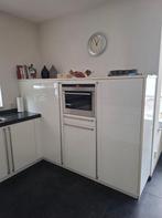 HOOGGLANS U VORM KEUKEN +APPARATUUR  ( BEZORGEN MOGELIJK), Gebruikt, U-keuken, Wit, Met kookeiland