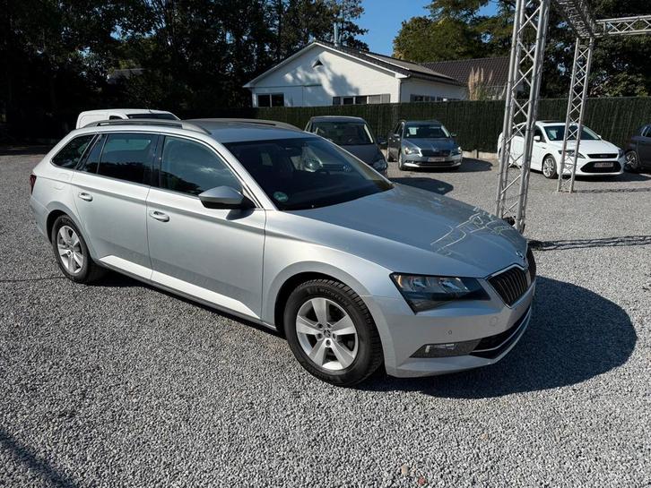 Skoda Superb  2.0Tdi, Auto's, Skoda, Bedrijf, Te koop, Superb, ABS, Achteruitrijcamera, Adaptieve lichten, Adaptive Cruise Control