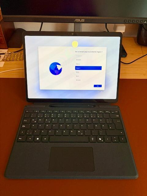 Clavier QWERTZ Microsoft Surface Pro 11-Snapdragon Elite, Informatique & Logiciels, Ordinateurs portables Windows, Comme neuf