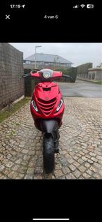Piaggio zip 2 takt h2o, Fietsen en Brommers, Scooters | Piaggio, Ophalen, Zo goed als nieuw, Zip