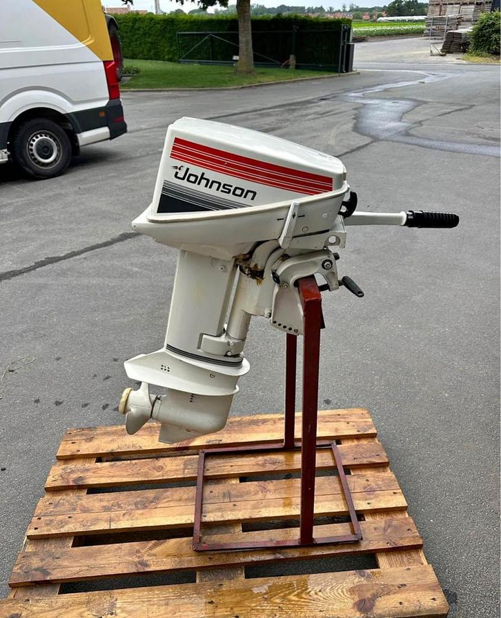 Buitenboordmotor 10pk, Watersport en Boten, Buiten- en Binnenboordmotoren, Zo goed als nieuw, Buitenboordmotor, Ophalen