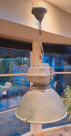 Lustre déco industriel, Enlèvement