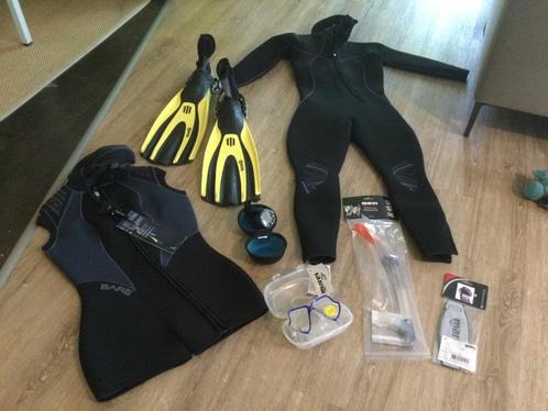 Dames Duikuitrusting te koop - Ecocheques, Watersport en Boten, Duiken, Zo goed als nieuw, Duikpak, Ophalen of Verzenden