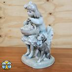 Lldaro beeldje meisje met bloemen en hond (nr:1088) 1970s, Ophalen of Verzenden, Zo goed als nieuw, Mens