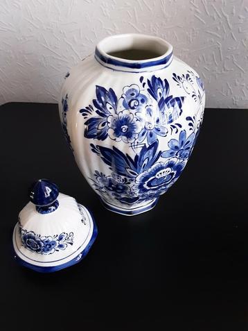 Vaas met deksel delfts blauw !  beschikbaar voor biedingen