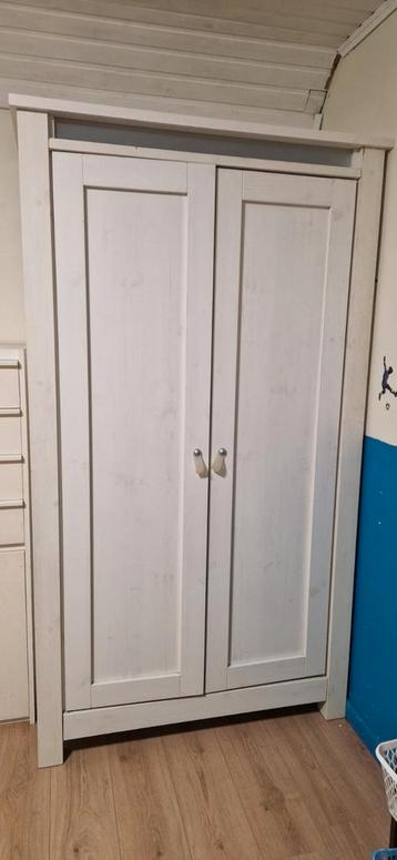 Kleerkast bureau en andere kastjes., Enlèvement, Utilisé