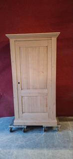 Bonnetière en chêne aerogommer, Chêne