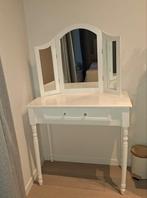 Schminktafel/ kaptafel, Enlèvement