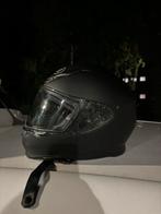 Casque, Ophalen, M
