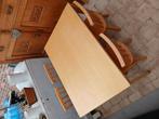 Kindertafel met 4 stoeltjes. Vol hout, geen schade, Kinderen en Baby's, Ophalen, Zo goed als nieuw