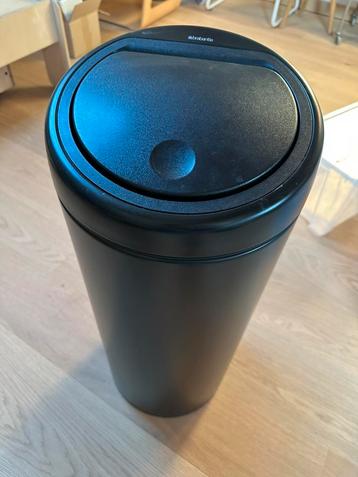 Brabantia vuilbak beschikbaar voor biedingen